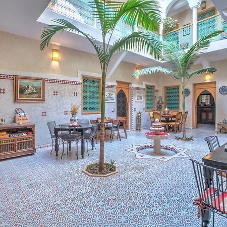 Отель Riad Inaka Марракеш Экстерьер фото