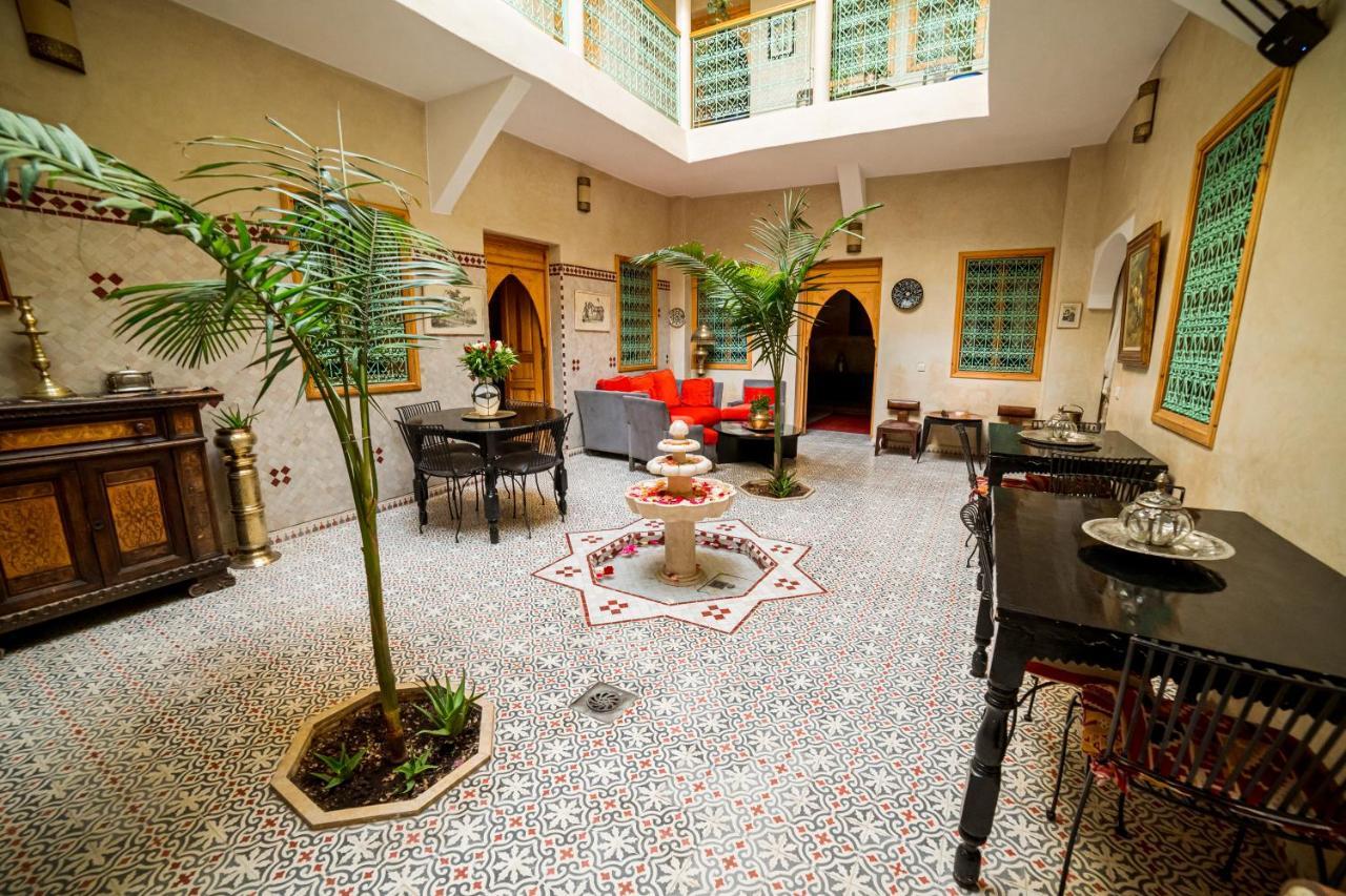 Отель Riad Inaka Марракеш Экстерьер фото