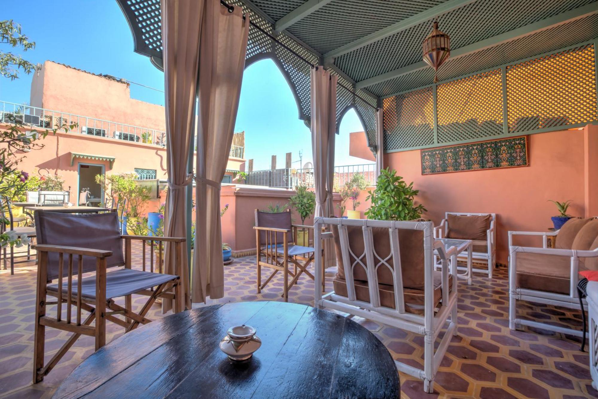 Отель Riad Inaka Марракеш Экстерьер фото